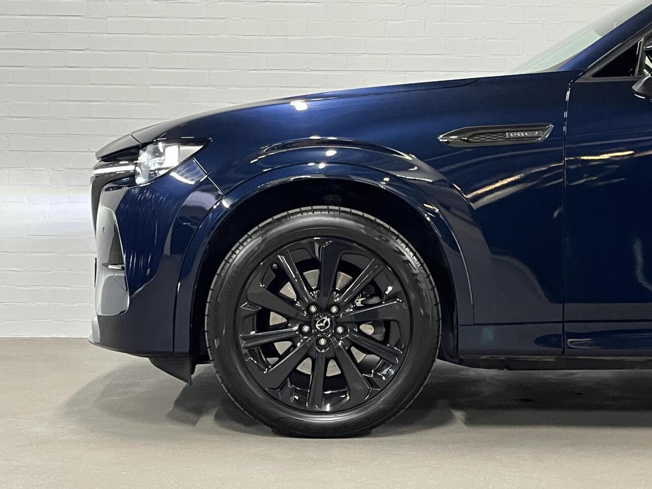 Mazda CX-60 2.5 e-SkyActiv PHEV Homura Trekhaak | Open dak | Adapt. cruise | 360 camera | Stoelventilatie | Stoel-/stuurverwarming | Head-up