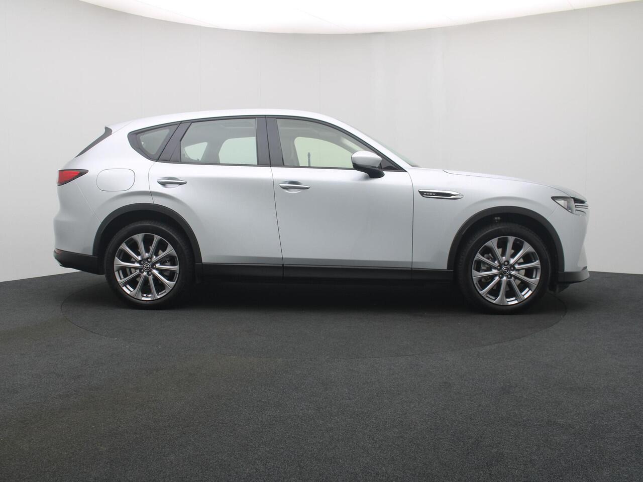 Mazda CX-60 2.5 E-SKYACTIV PHEV Exclusive-Line 4WD automaat | Panorama Pack | Comfort Pack met wegklapbare trekhaak en all-weather banden : dealer onderhouden