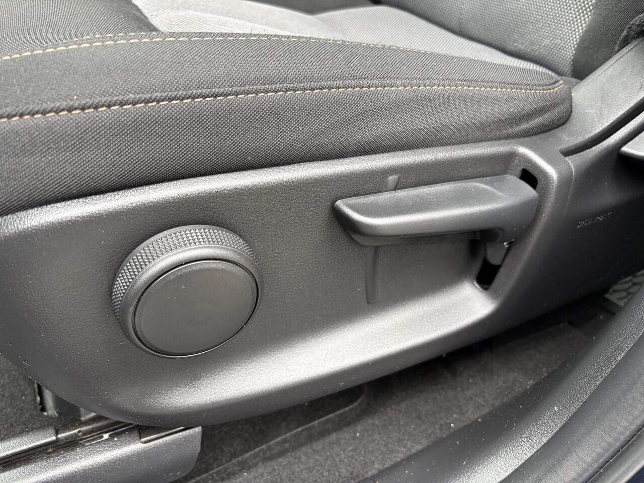 Mazda CX-60 2.5 e-SkyActiv PHEV Exclusive-Line Dealer onderhouden / 1e eigenaar / Trekhaak / Schuif-/kanteldak