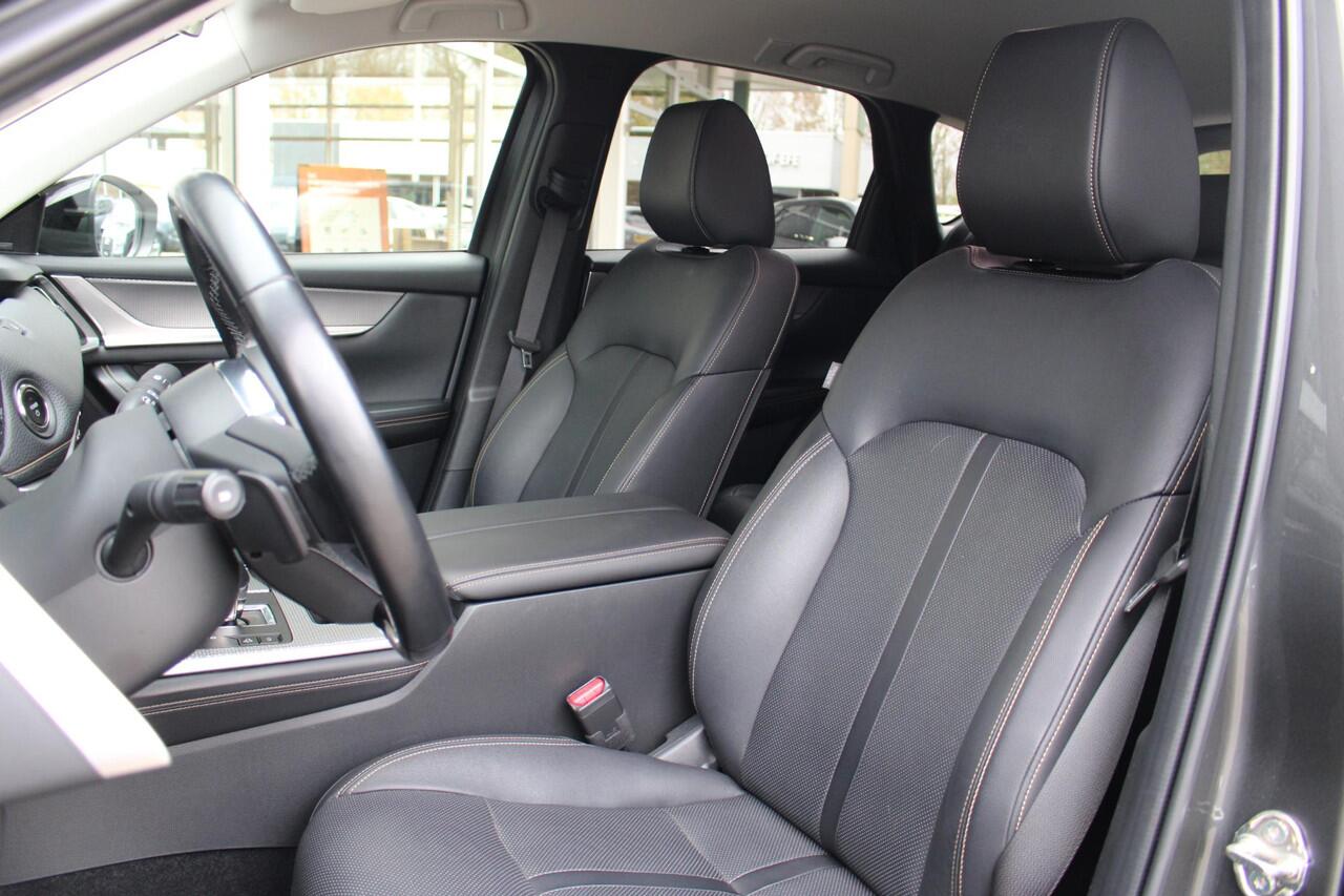 Mazda CX-60 2.5 e-SkyActiv PHEV Homura Automaat | Lederen bekleding | Navigatiesysteem | Achterruitrij Camera | Stoelverwarming | Trekhaak