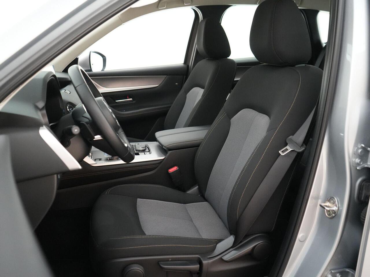 Mazda CX-60 2.5 e-SkyActiv PHEV Exclusive-Line |dealer onderhouden|head-up|Apple Carplay|parkeercamera|stoel & stuurverwarming|DAB|climate control|20" lichtmetalen velgen|