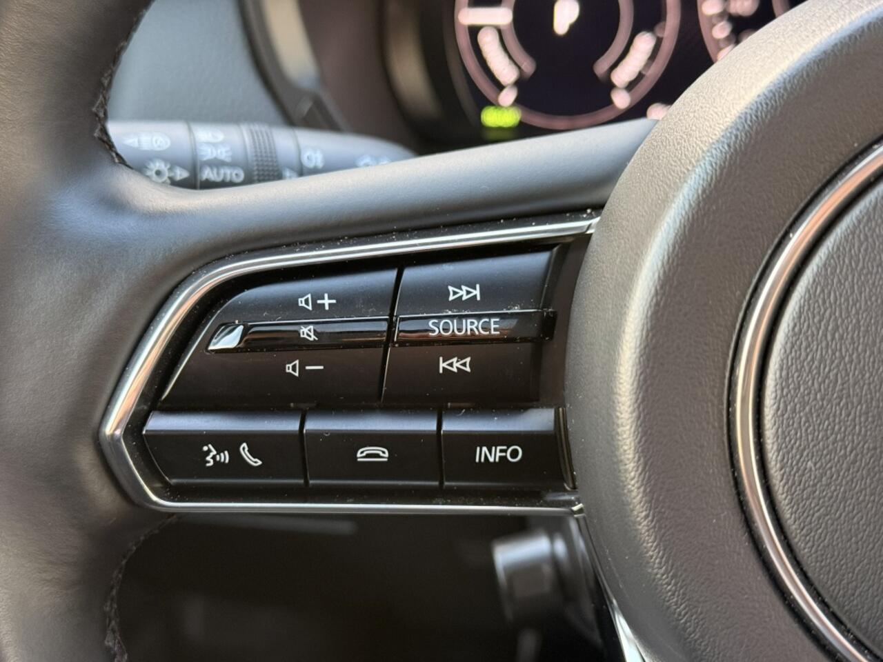 Mazda CX-60 2.5 PHEV Homura | CS Pack | DA Pack | Panoramadak