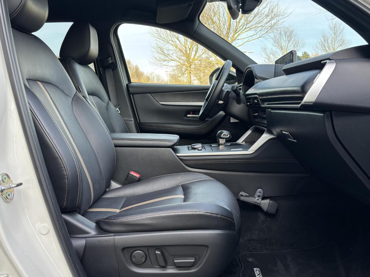 Mazda CX-60 2.5 e-SkyActiv PHEV Homura NL-Auto, 1e Eig.,Trekhaak, Navigatie, Apple Carplay / Android Auto, Getint glas achter, A. Rij-Camera, Cruise control ad. Leer, Head-up, Stoelverw.+ geheugen, Stuurverw.