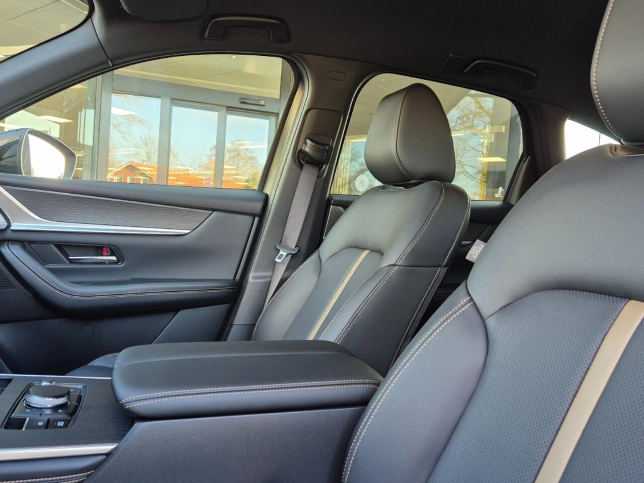 Mazda CX-60 E- SKYACTIV- G PHEV 2.5 327 8AT AWD HOMURA Business Edition/ Demo