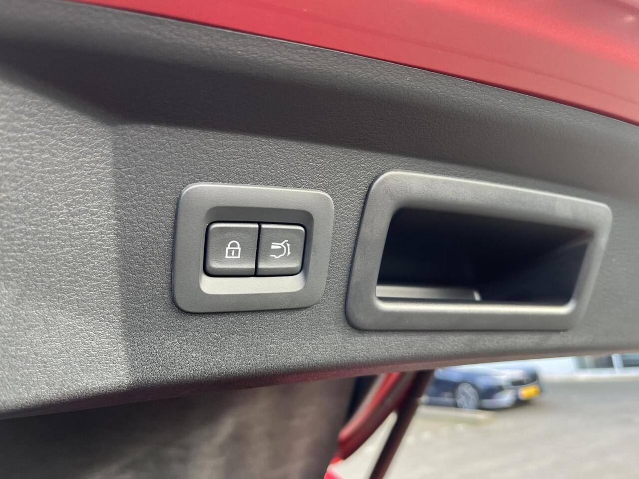 Mazda CX-60 2.5 e-SkyActiv PHEV Homura | Navigatie | Apple CarPlay/Android auto | 360 graden camera | Elektrische achterklep