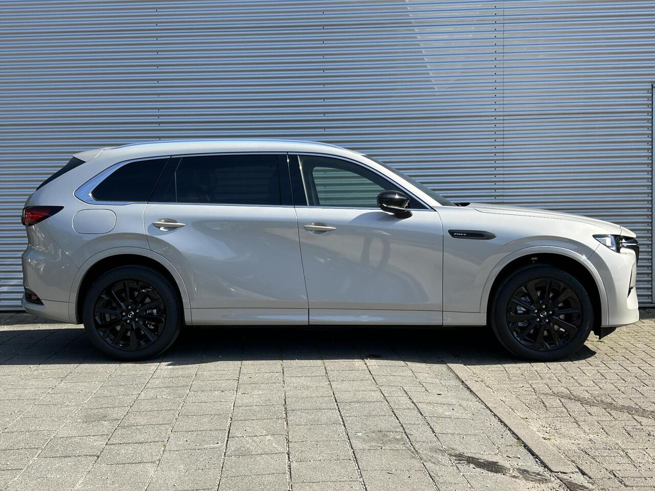 Mazda CX-80 2.5 e-SkyActiv PHEV Homura Plus ¤ 3.550,- VOORRAADKORTING