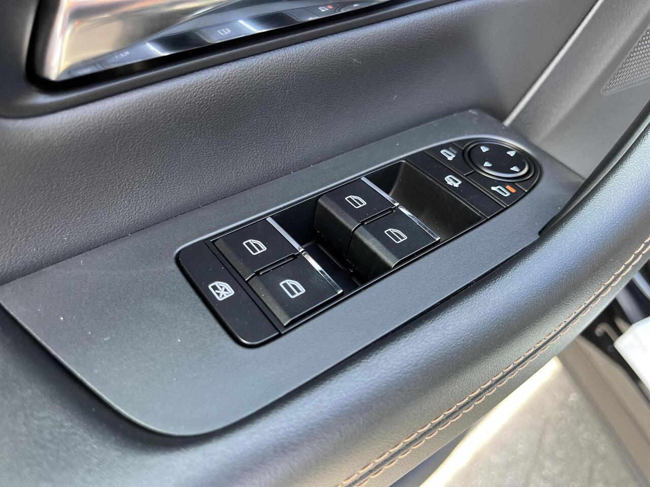 Mazda CX-80 2.5 e-SkyActiv PHEV Homura Plus | elektrisch glazen panorama-dak | 7 persoons | Direct leverbaar!