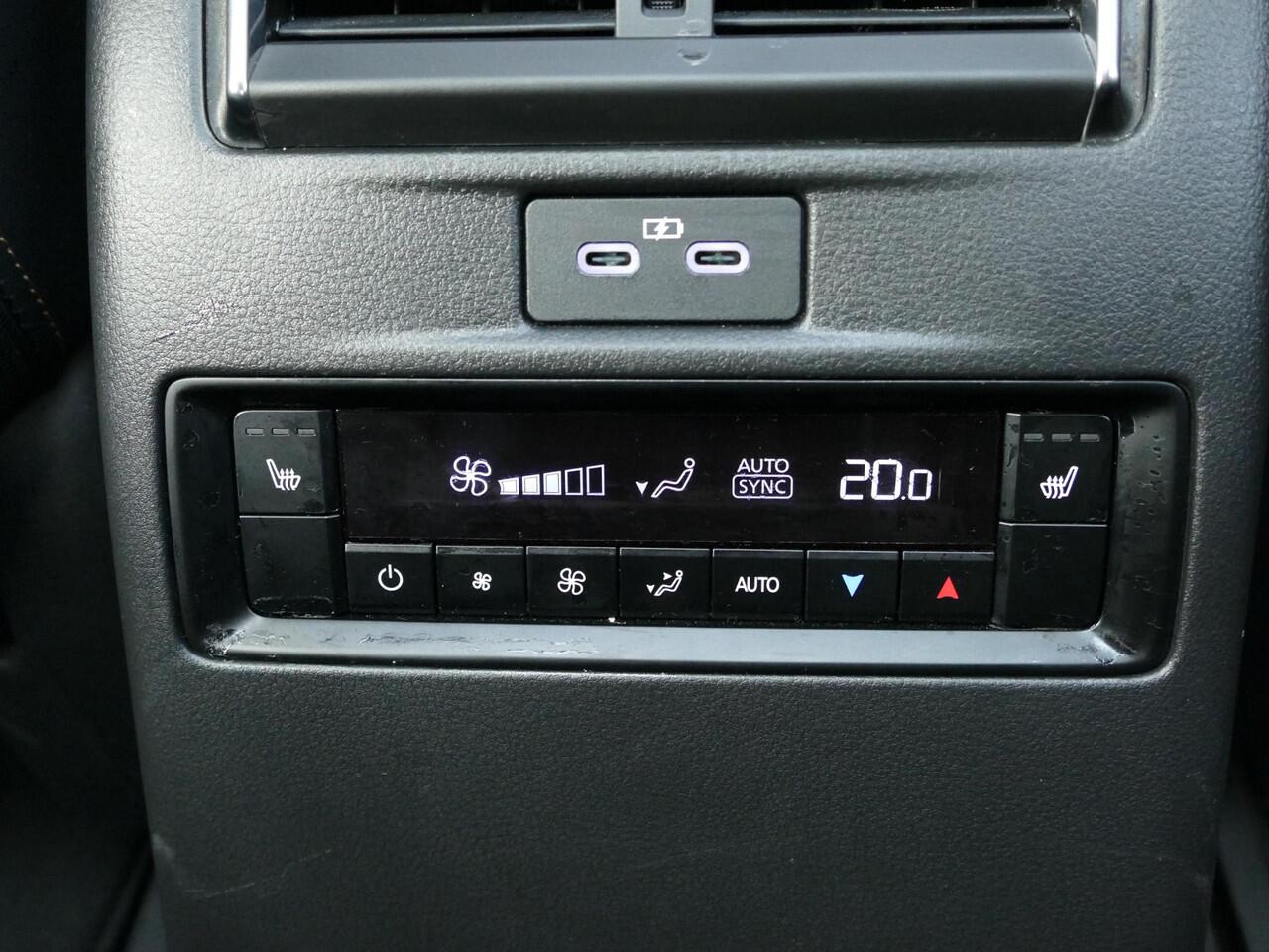 Mazda CX-80 2.5 e-SkyActiv PHEV Homura Plus 6p. | DEMO | Trekhaak | BOSE | RIJKLAARPRIJS!