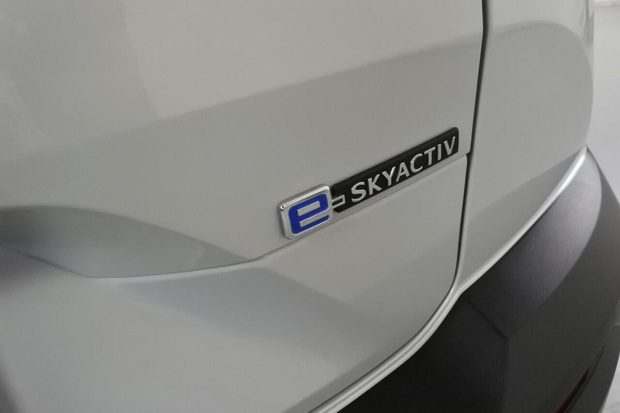 Mazda MX-30 145pk First Edition 36 kWh SOH 95% 100% Dealer onderhouden