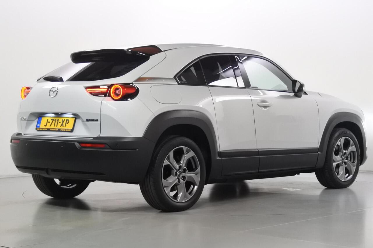 Mazda MX-30 145pk First Edition 36 kWh SOH 95% 100% Dealer onderhouden