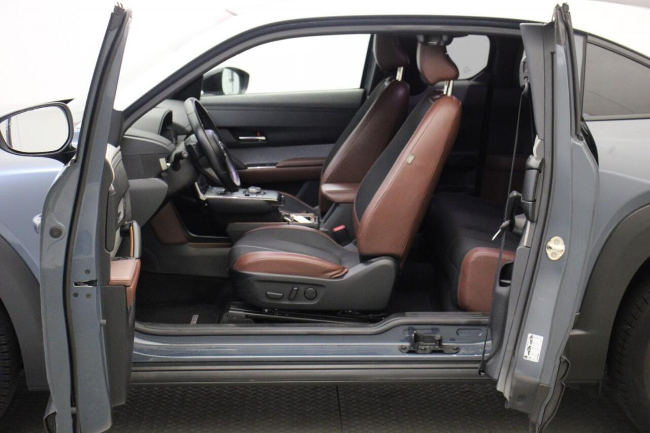 Mazda MX-30 e-SkyActiv 145 First Edition 36 kWh - Carplay, Camera, Navi, Cruise, Stoelverw. SOH 93%