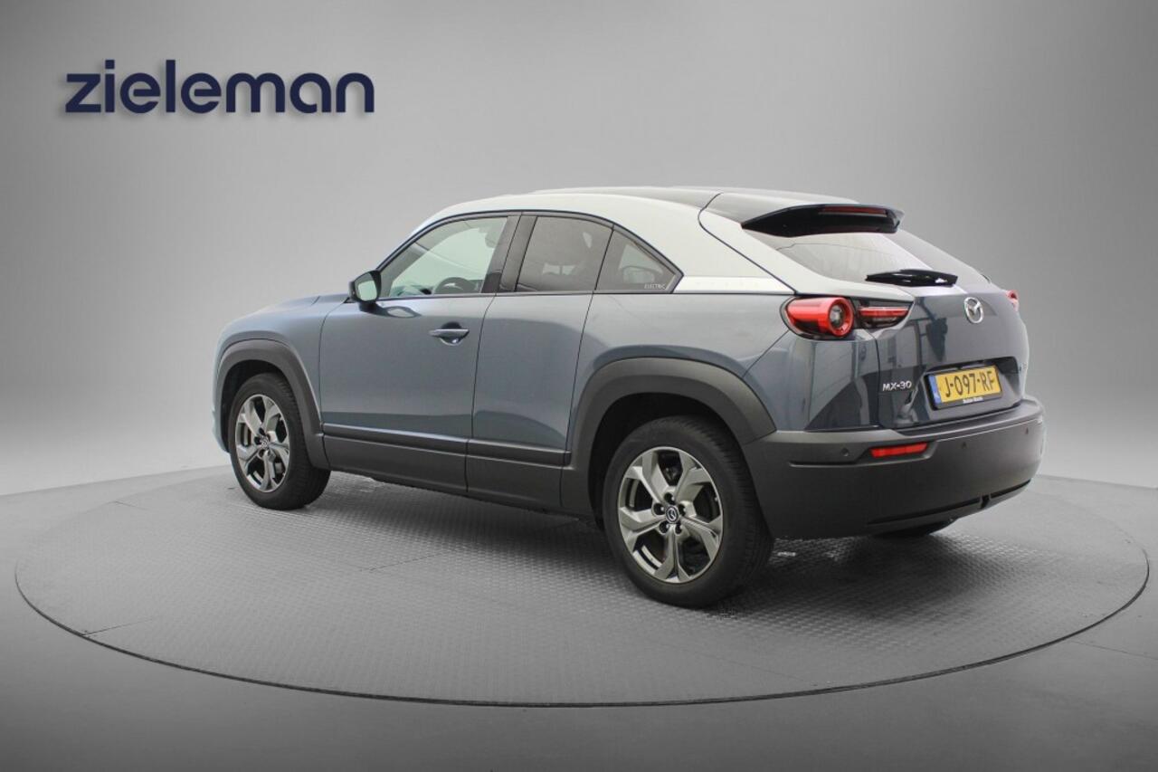 Mazda MX-30 e-SkyActiv 145 First Edition 36 kWh - Carplay, Camera, Navi, Cruise, Stoelverw. SOH 93%