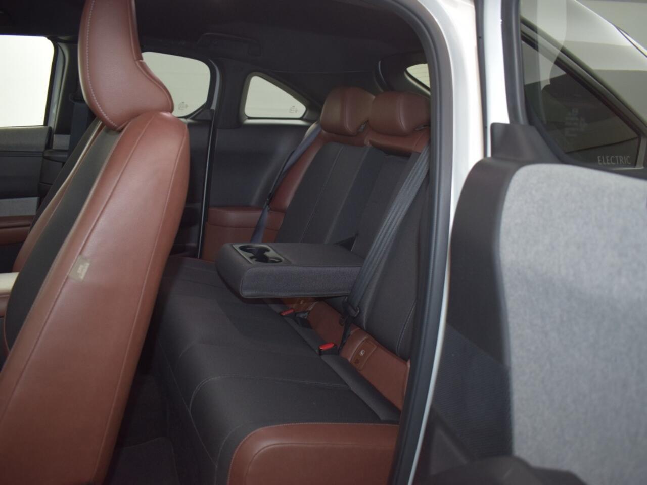 Mazda MX-30 e-SkyActiv 145 First Edition