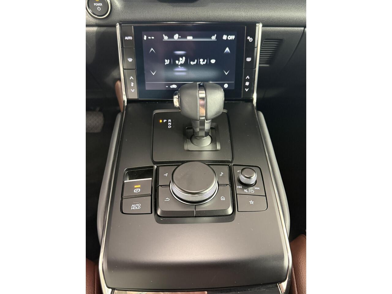 Mazda MX-30 e-SkyActiv 145 Comfort 36 kWh / NL auto / Voll. dealer onderhouden / Camera /