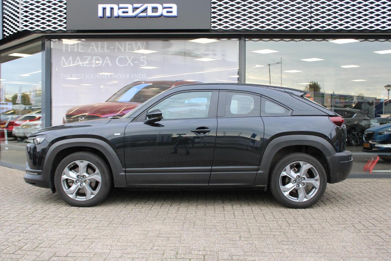 Mazda MX-30 e-SkyActiv EV 145 Exclusive-Line 36 kWh , Automaat, Navi, Camera, Clima, Adap.Cruise, Stoel/Stuurverwarming, Apple Carplay, Android Auto, All Season, LMV 18 Inch, HUD, PDC, LKA, BSM