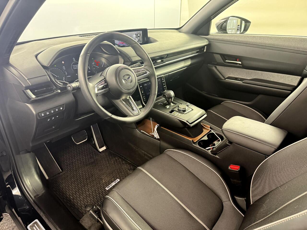 Mazda MX-30 e-SkyActiv R-EV 170 Edition R / Demo / Limited Edition / Plug-In Hybrid / BTW auto