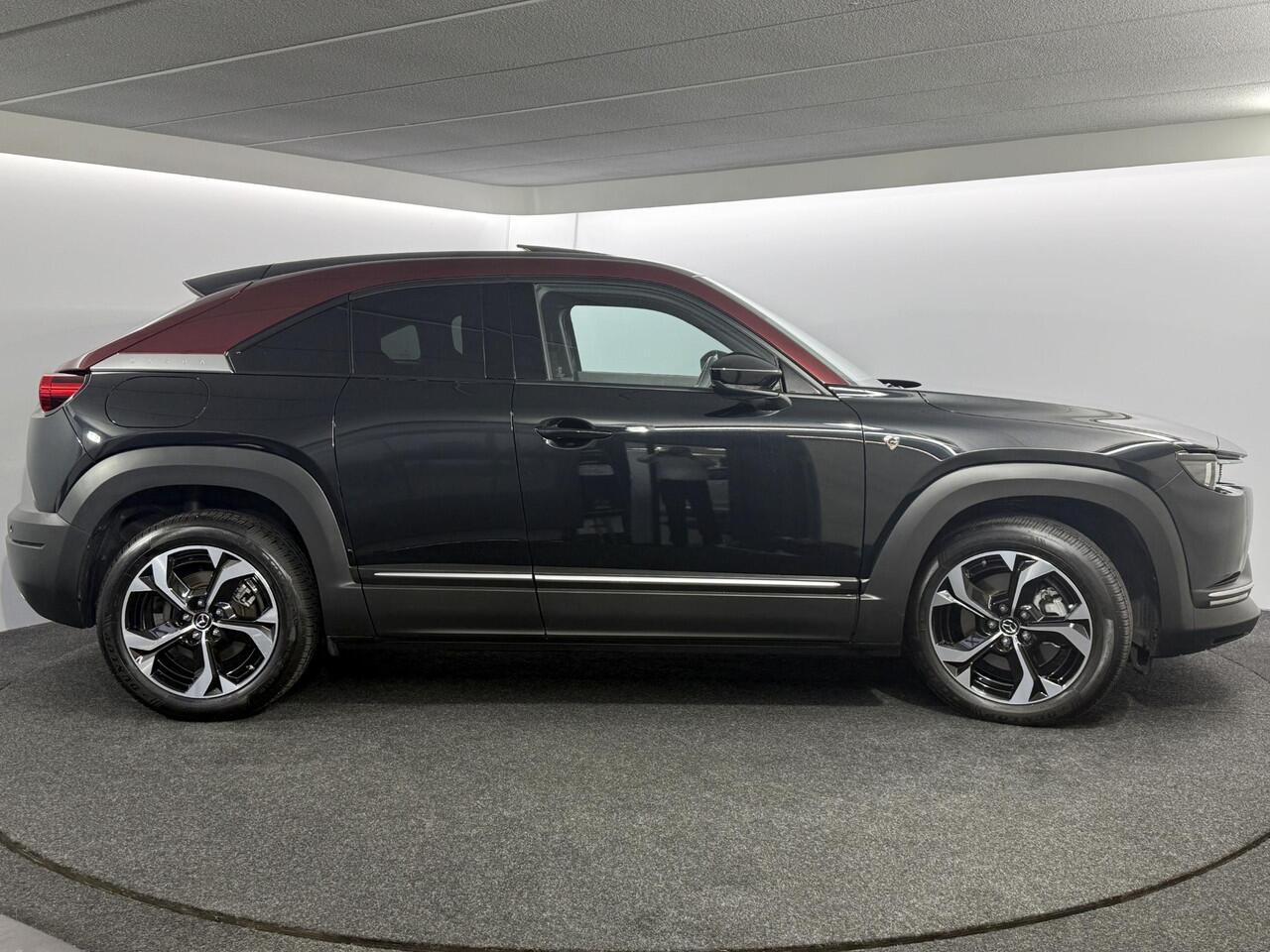 Mazda MX-30 e-SkyActiv R-EV 170 Edition R / Demo / Limited Edition / Plug-In Hybrid / BTW auto