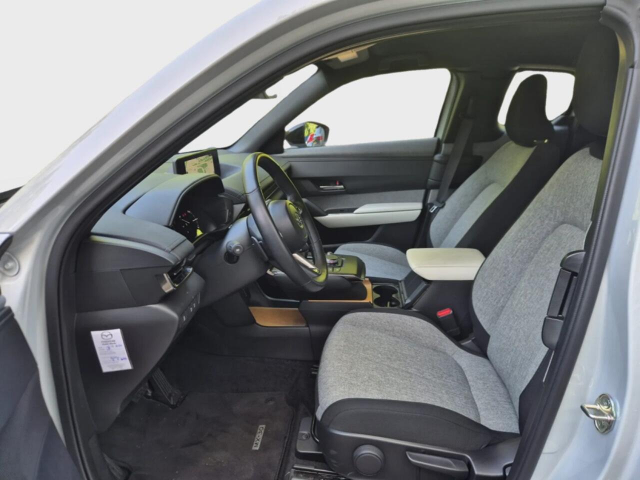 Mazda MX-30 e-SA EV145 Exclusive Line