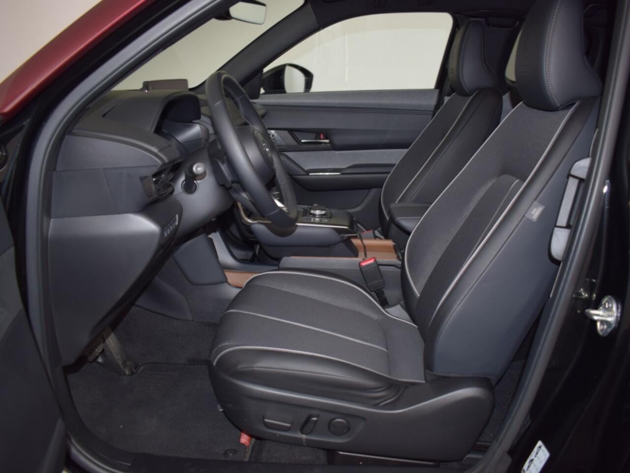 Mazda MX-30 Plug in Hybrid REV 170 Edtition R fietsendrager haak