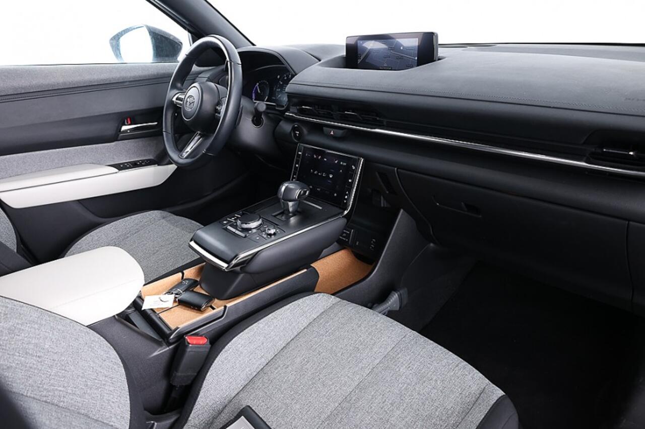 Mazda MX-30 e-SkyActiv EV 145 Exclusive-line 36 kWh ? 1e Eigenaar