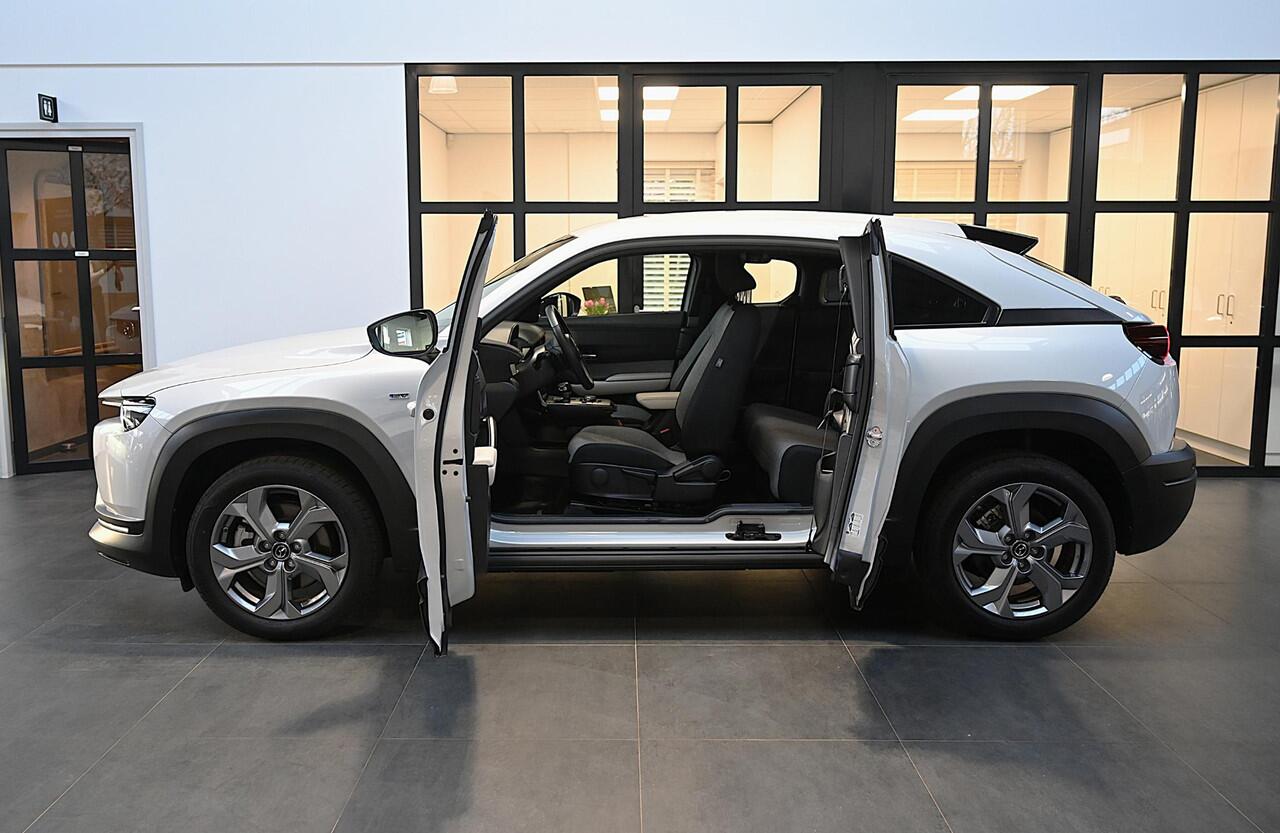 Mazda MX-30 e-SkyActiv EV 145 Exclusive-line 36 kWh *BTW auto* *All-in prijs*