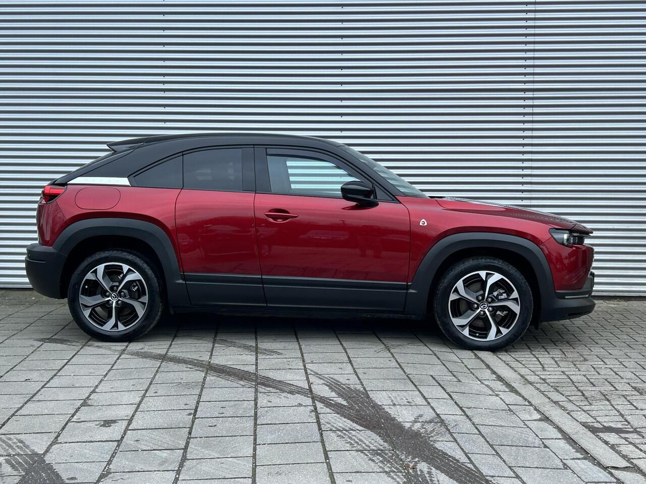 Mazda MX-30 e-SkyActiv R-EV 170 Advantage Modern Multi-tone Soul Red Crystal | FabGarantie 03/2030 |