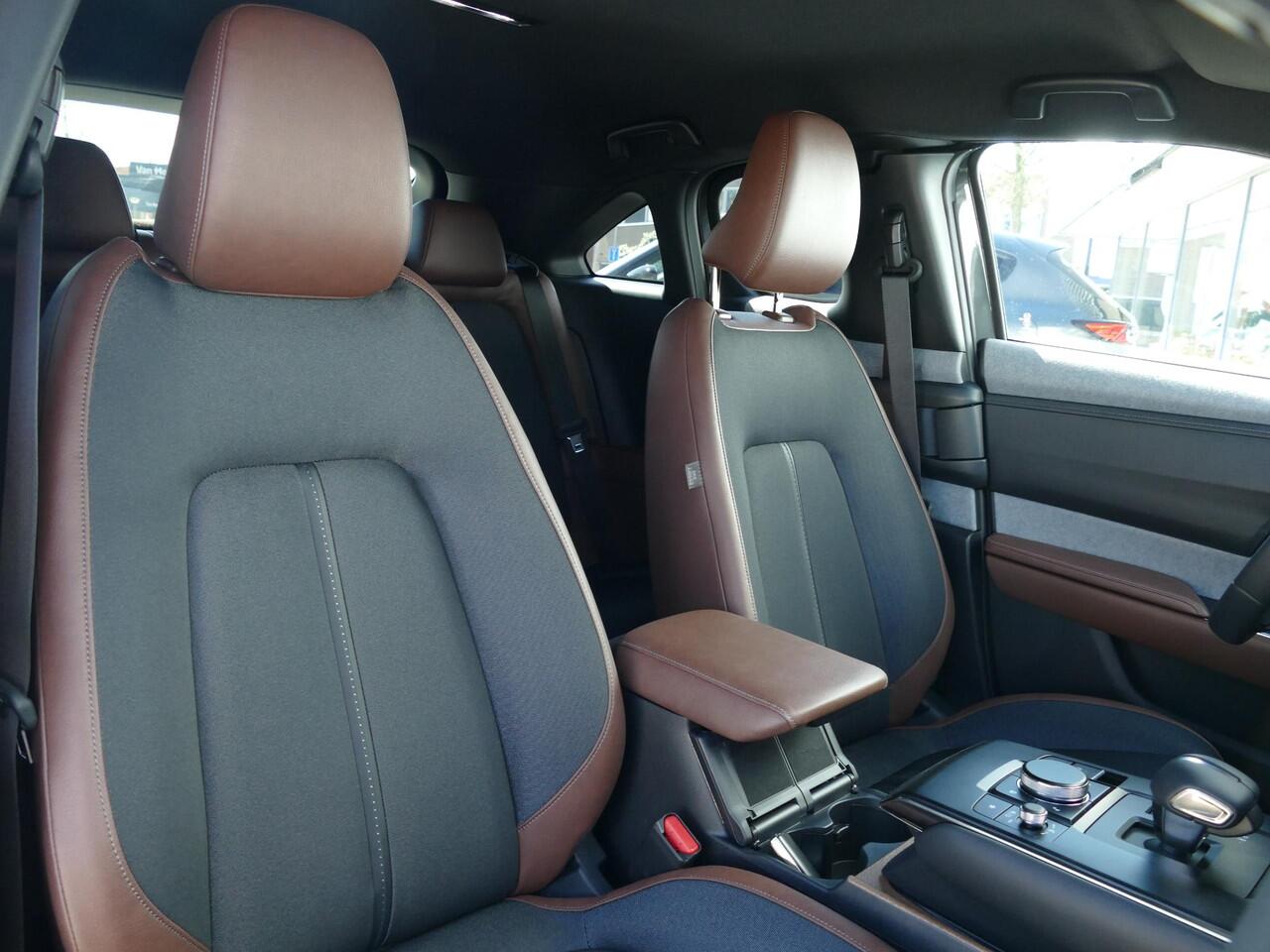 Mazda MX-30 e-SkyActiv R-EV 170 Exclusive-line | VOORRAAD VOORDEEL | RIJKLAARPRIJS!