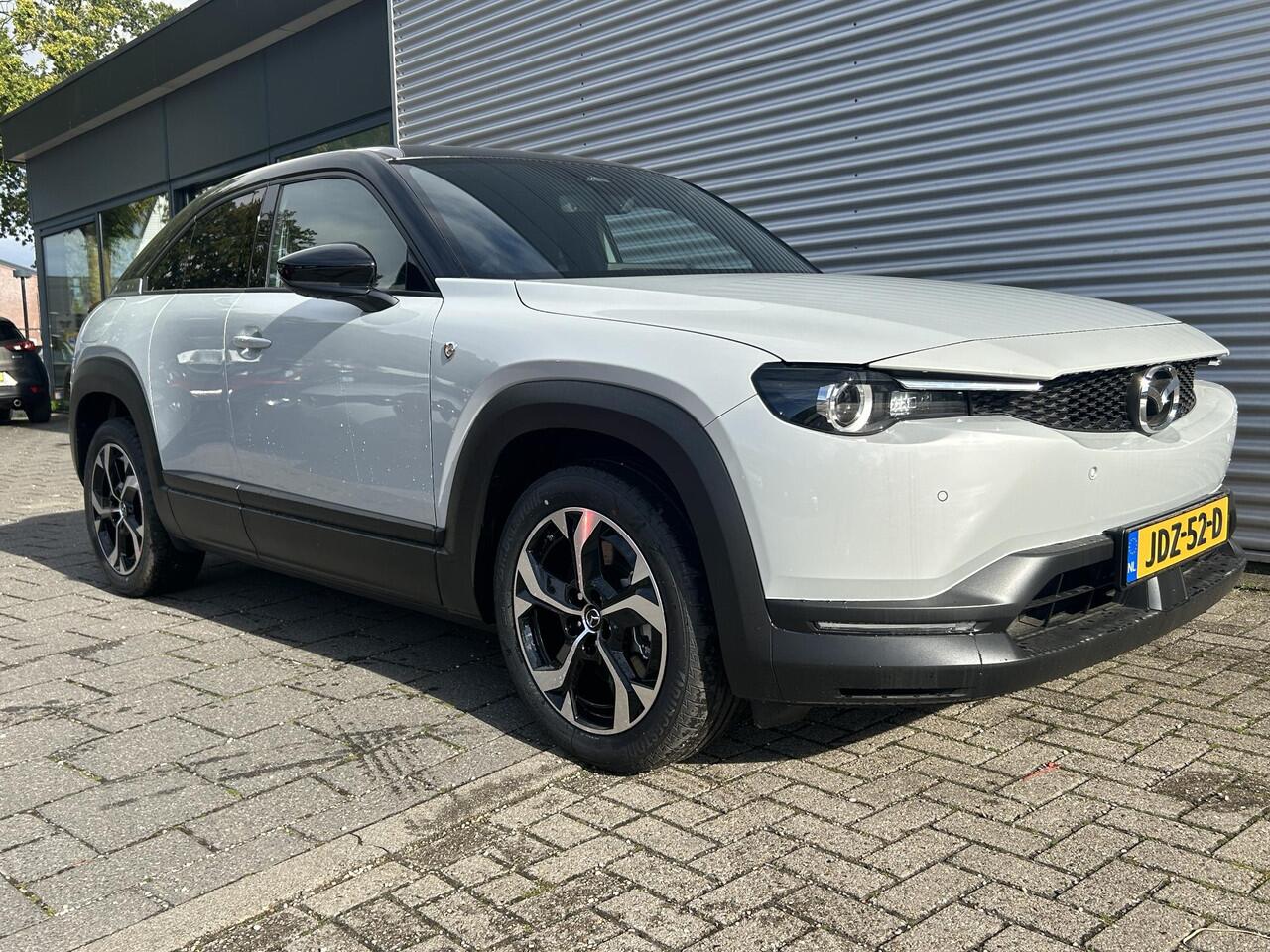 Mazda MX-30 e-SkyActiv R-EV 170 Exclusive-line | Camera | Carplay | Fab.garantie 09-2031 |