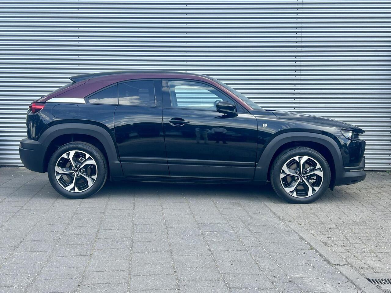 Mazda MX-30 e-SkyActiv R-EV 170 Edition R | Schuifdak | Fabgarantie 06/2031 |