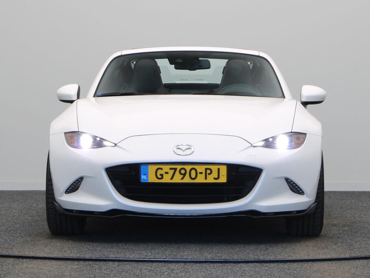 Mazda MX-5 RF 2.0 SkyActiv-G 184 GT-M | Snowflake White Pearl | Automaat | RF (hardtop cabrio) | GT-M | Apple-carplay & android auto |