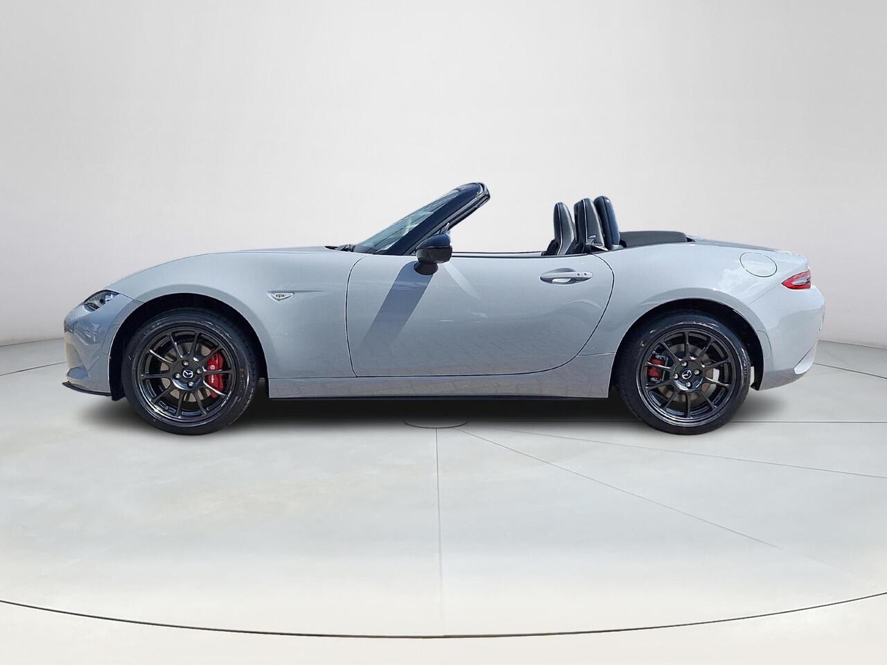 Mazda MX-5 1.5 SkyActiv-G 132 Homura | Brembo | Sportonderstel | Bose | Recaro | Achteruitrij camera | BBS Forged velgen | Full led adaptieve koplampen | Draadloze Apple Carplay en Android Auto | Navigatie | Cruise Control | Stoelverwarming |