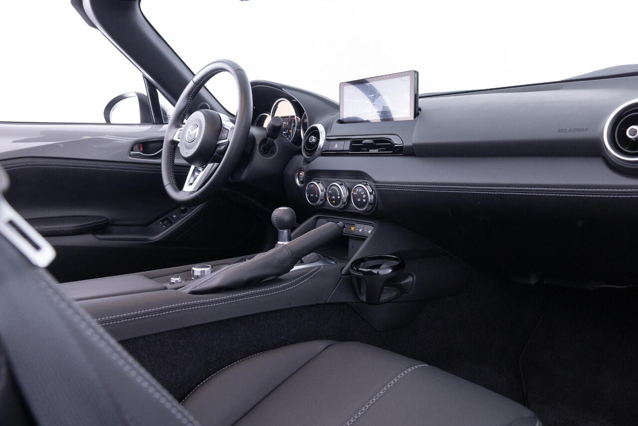 Mazda MX-5 1.5 SkyActiv-G 132 Exclusive-Line Bijna NIEUW | SLECHTS 2724km | *6 JAAR GARANTIE | LEDER | A. CAMERA | DEMO VOORDEEL ¤ 9.500,-