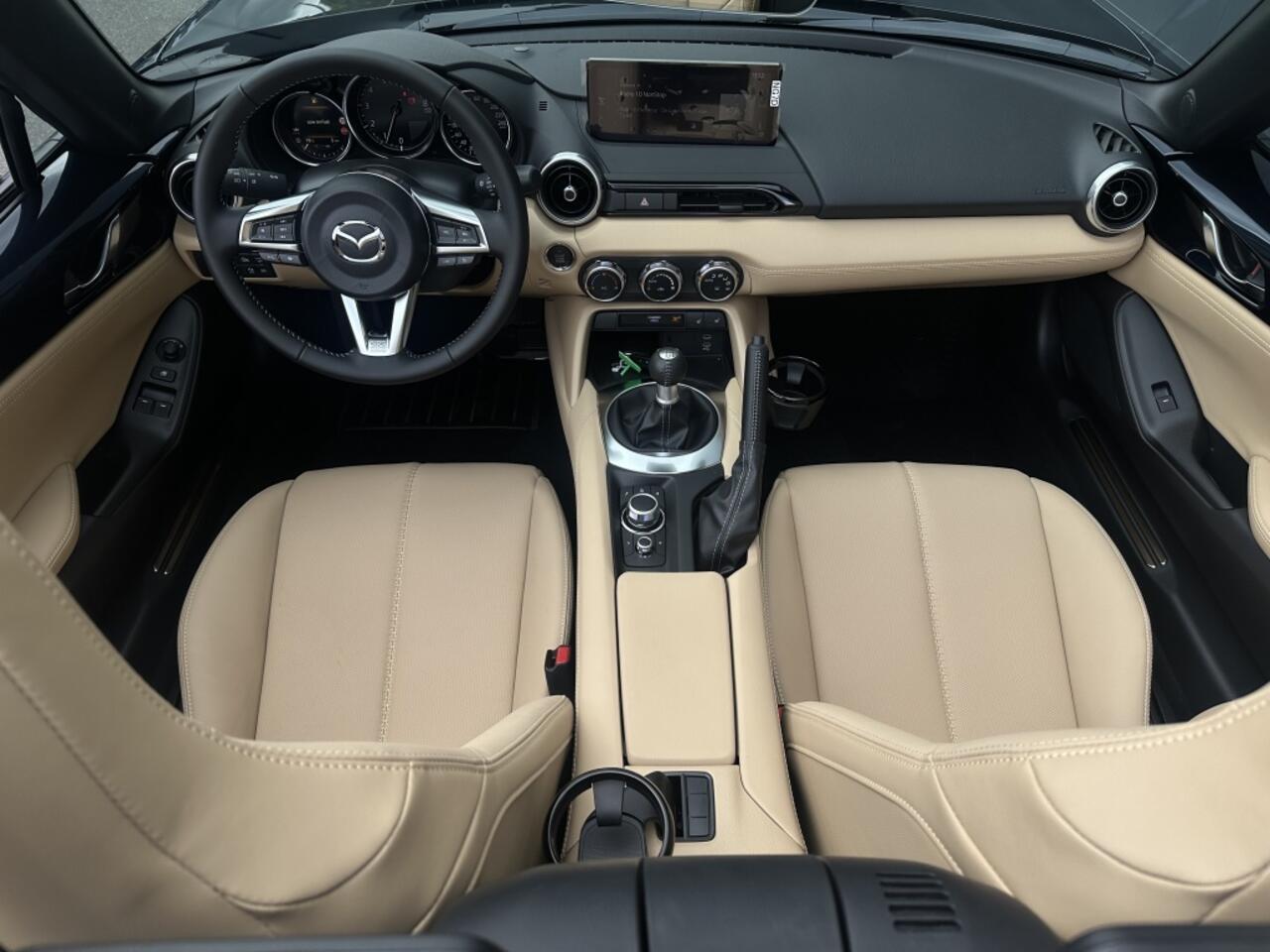 Mazda MX-5 1.5 132 pk Kazari Roadster