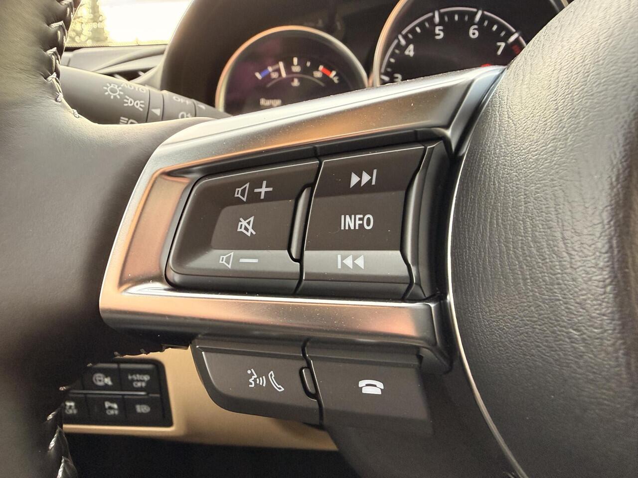 Mazda MX-5 1.5 SkyActiv-G 132 Kazari | NIEUW TE REGISTREREN | SPECIALE UITVOERING |