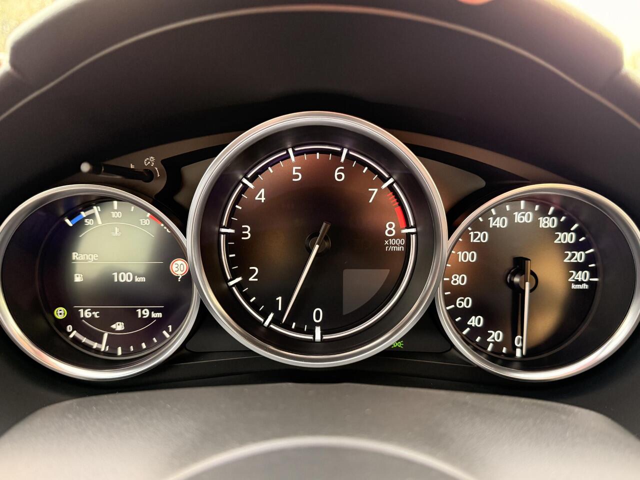 Mazda MX-5 1.5 SkyActiv-G 132 Kazari | NIEUW TE REGISTREREN | SPECIALE UITVOERING |