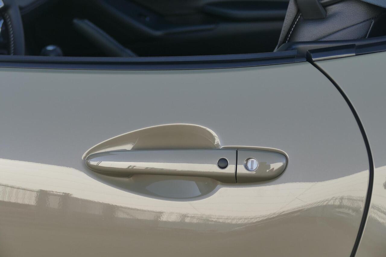 Mazda MX-5 1.5 SkyActiv-G 132 Exclusive-Line | Sport pakket! | ¤7.214,- Voordeel | Unieke Kleur | Camera | RIJKLAARPRIJS!