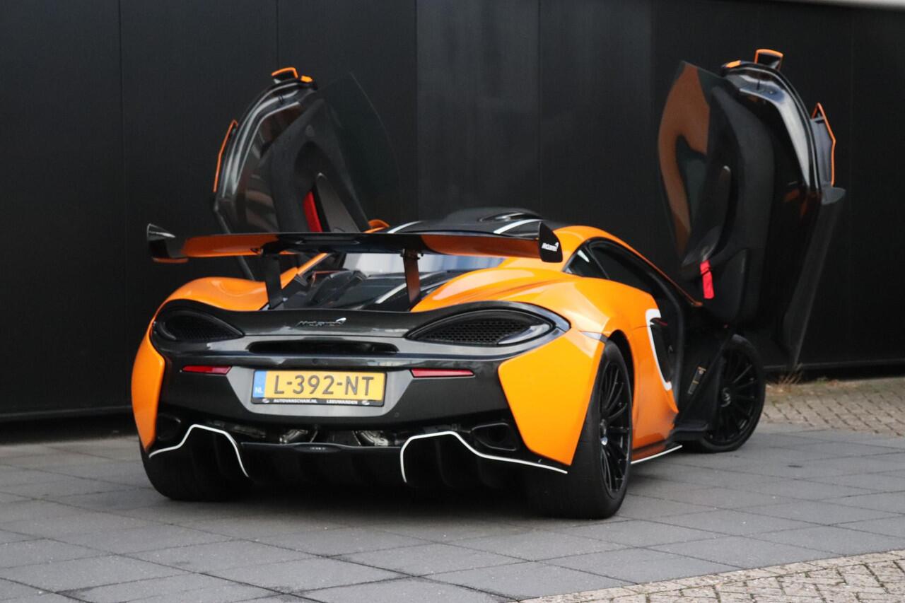 Mclaren 620R 620R 3.8 V8 | R-PACK | ROOFSCOOP | LIFT | BOWERS & WILKINS | FIRST OWNER |