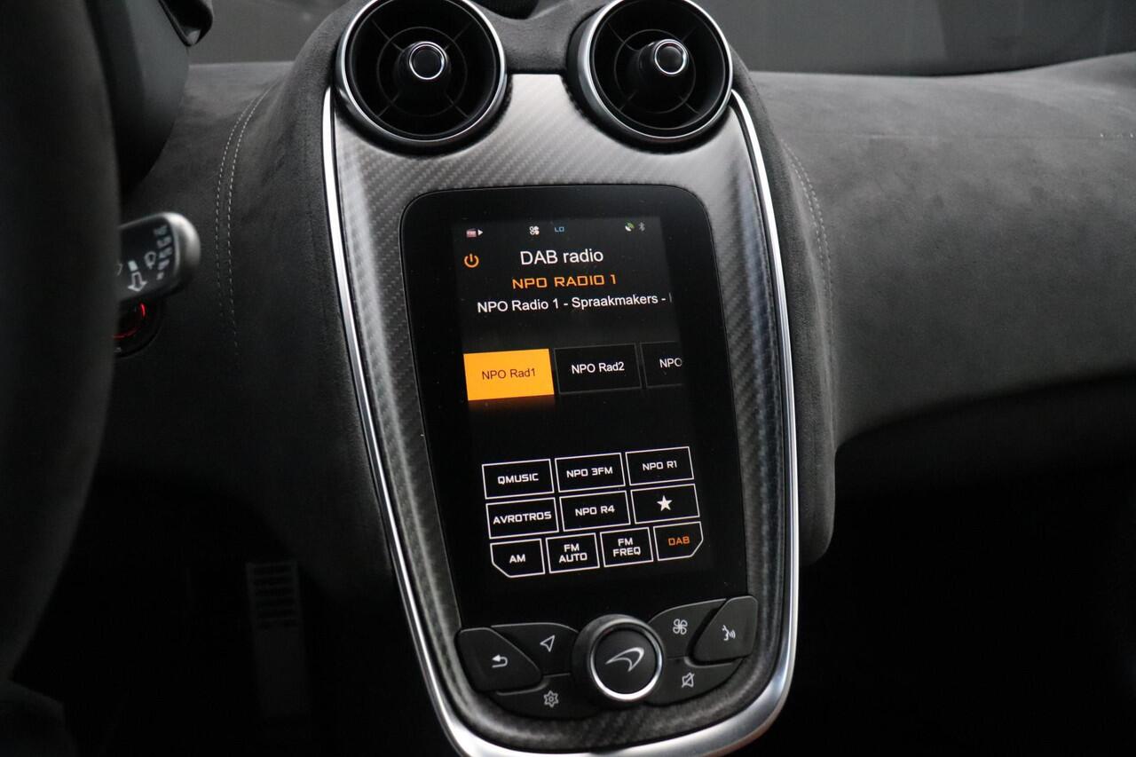 Mclaren 620R 620R 3.8 V8 | R-PACK | ROOFSCOOP | LIFT | BOWERS & WILKINS | FIRST OWNER |