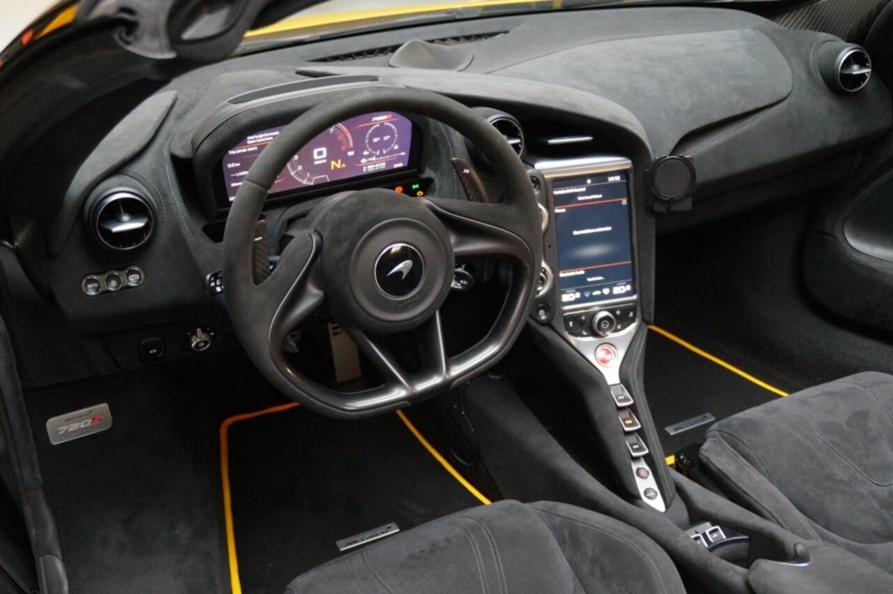 Mclaren 720S Launch Edition (Export Price) 2021