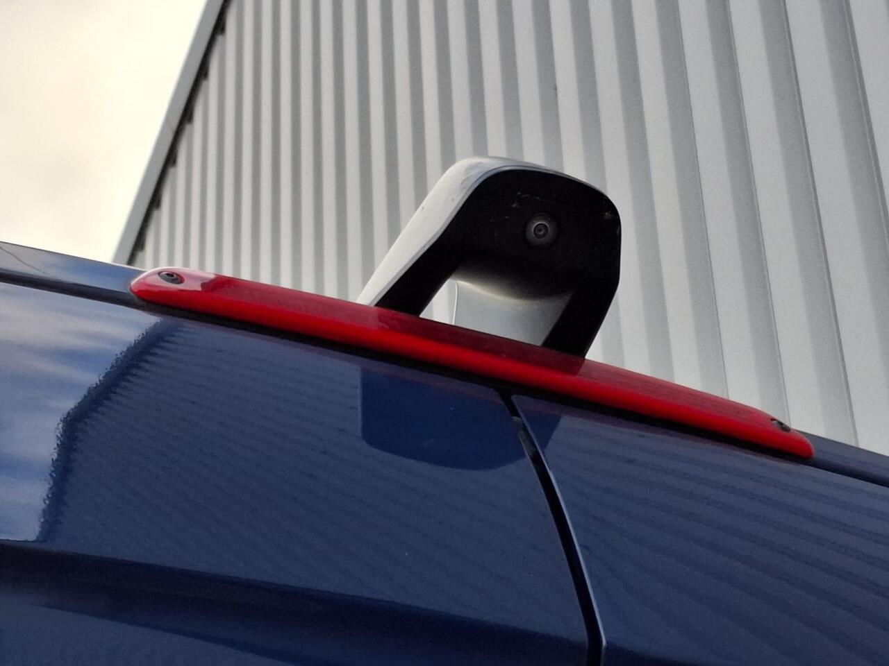 Mercedes-Benz 311 CDI Sprinter 2.2 L2H2 / AIRCO / CAMERA / 3 ZITS / DEALER ONDERHOUDEN / NAVI