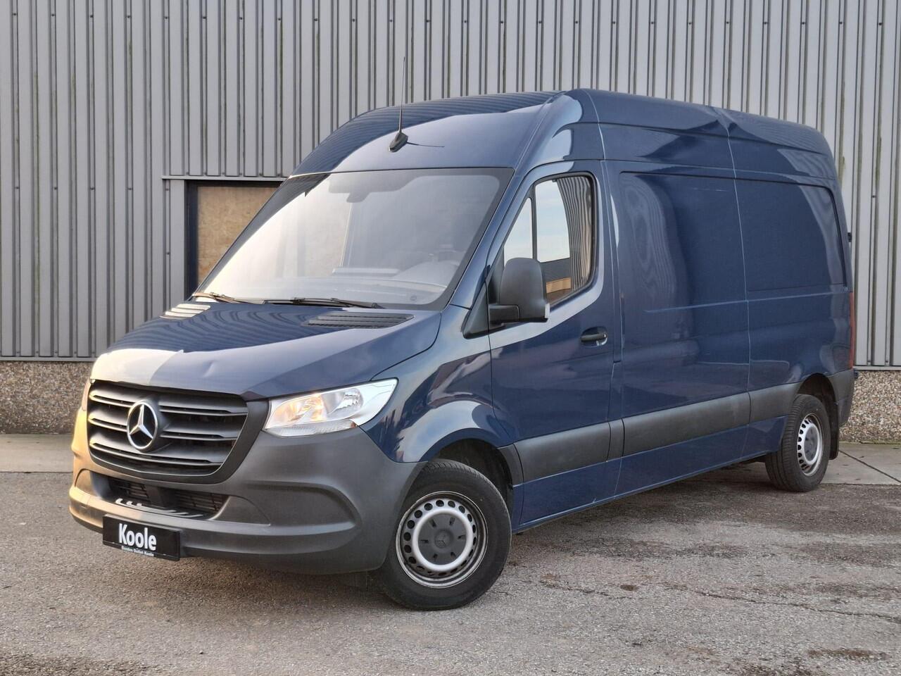 Mercedes-Benz 311 CDI Sprinter 2.2 L2H2 / AIRCO / CAMERA / 3 ZITS / DEALER ONDERHOUDEN / NAVI