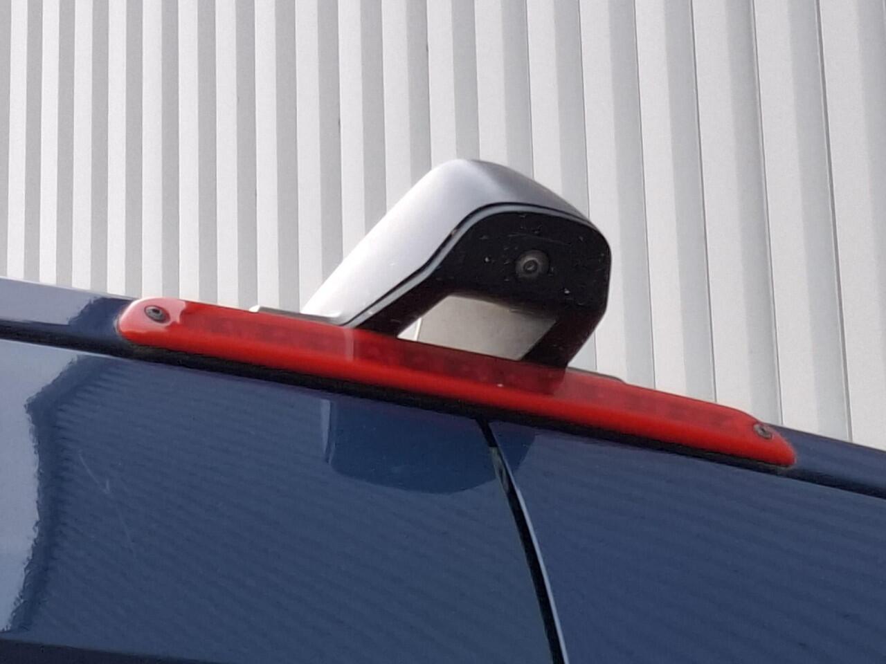 Mercedes-Benz 311 CDI Sprinter 2.2 L2H2 / AIRCO / CAMERA / 3 ZITS / DEALER ONDERHOUDEN / NAVI