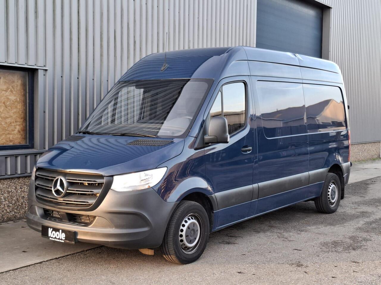Mercedes-Benz 311 CDI Sprinter 2.2 L2H2 / AIRCO / CAMERA / 3 ZITS / DEALER ONDERHOUDEN / NAVI