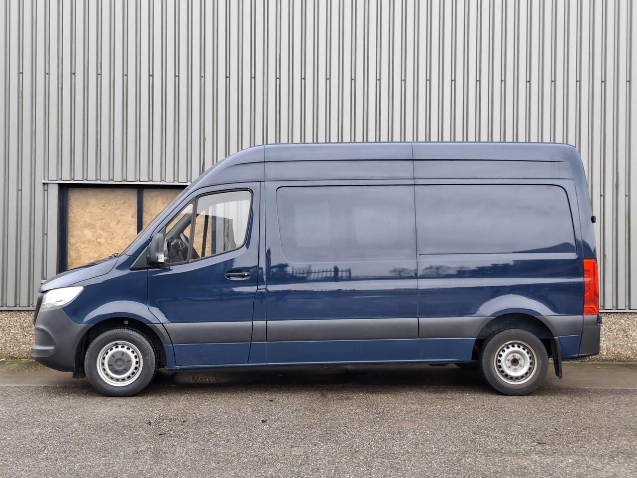 Mercedes-Benz 311 CDI Sprinter 2.2 L2H1 Functional / AIRCO / CAMERA / 3 ZITS / DEALER ONDERHOUDEN / NAVI