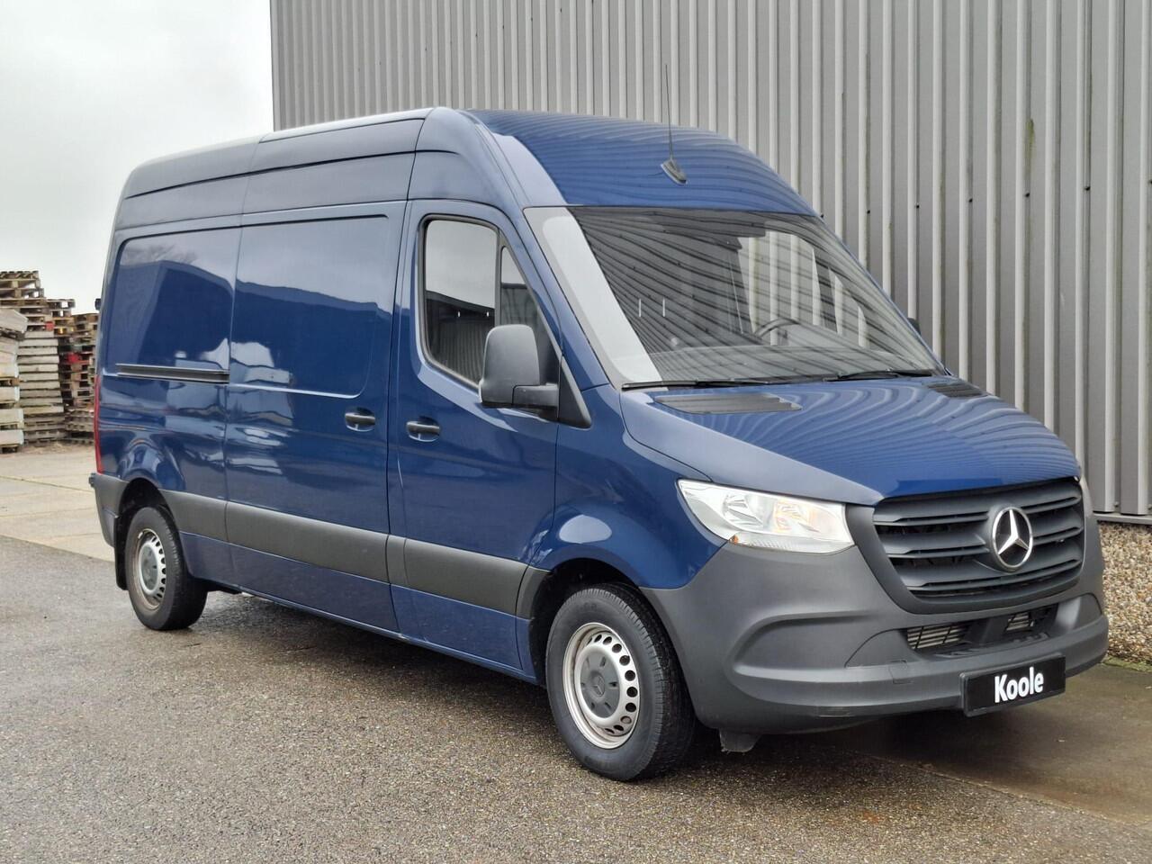 Mercedes-Benz 311 CDI Sprinter 2.2 L2H1 Functional / AIRCO / CAMERA / 3 ZITS / DEALER ONDERHOUDEN / NAVI