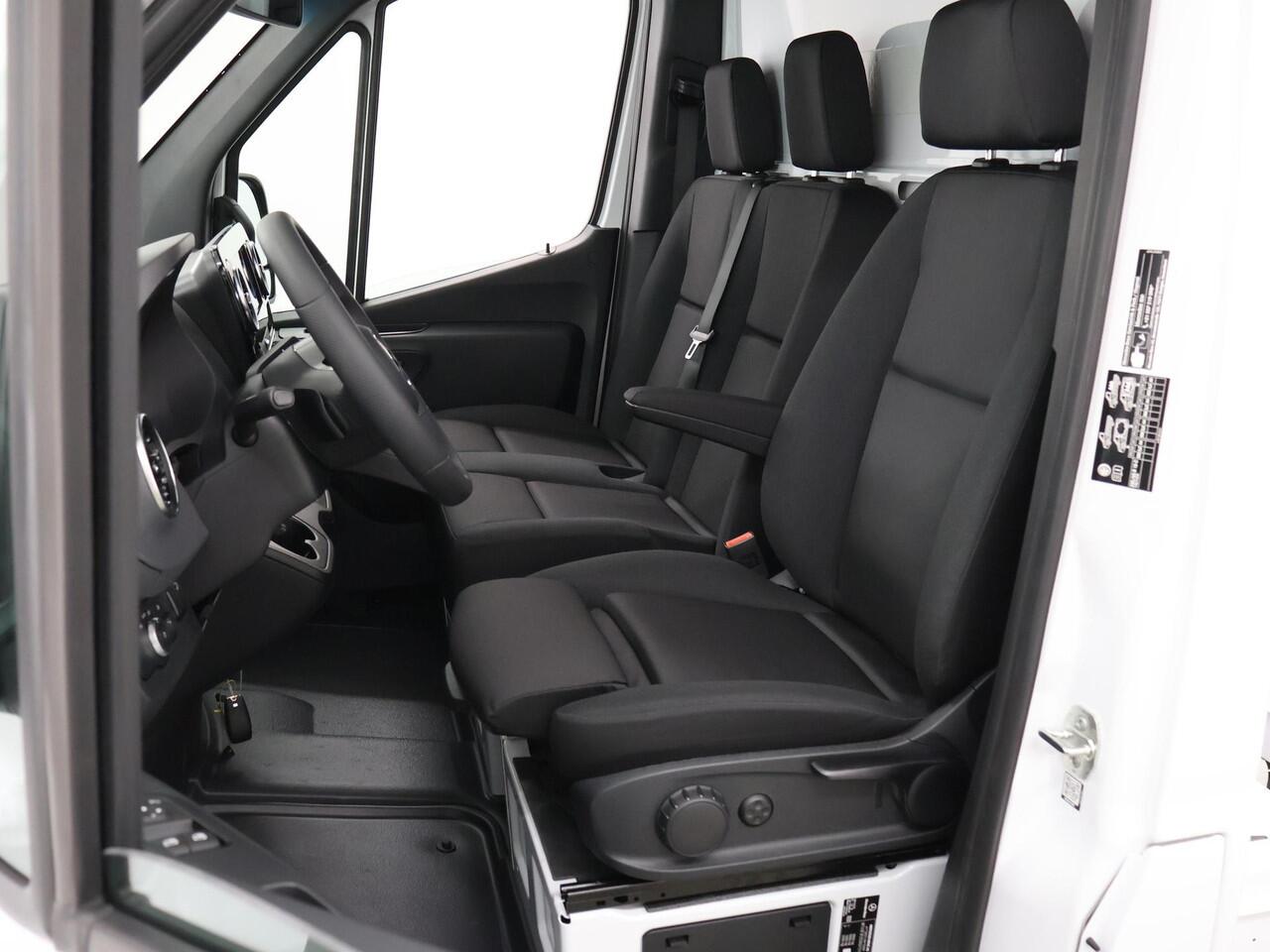 Mercedes-Benz 311 CDI Sprinter Chassis L3 RWD PRO Automaat | BPM VRIJ | BAKWAGEN | Navigatie | Airco | Cruise Control | Dodehoekassistent | Meubelbak |