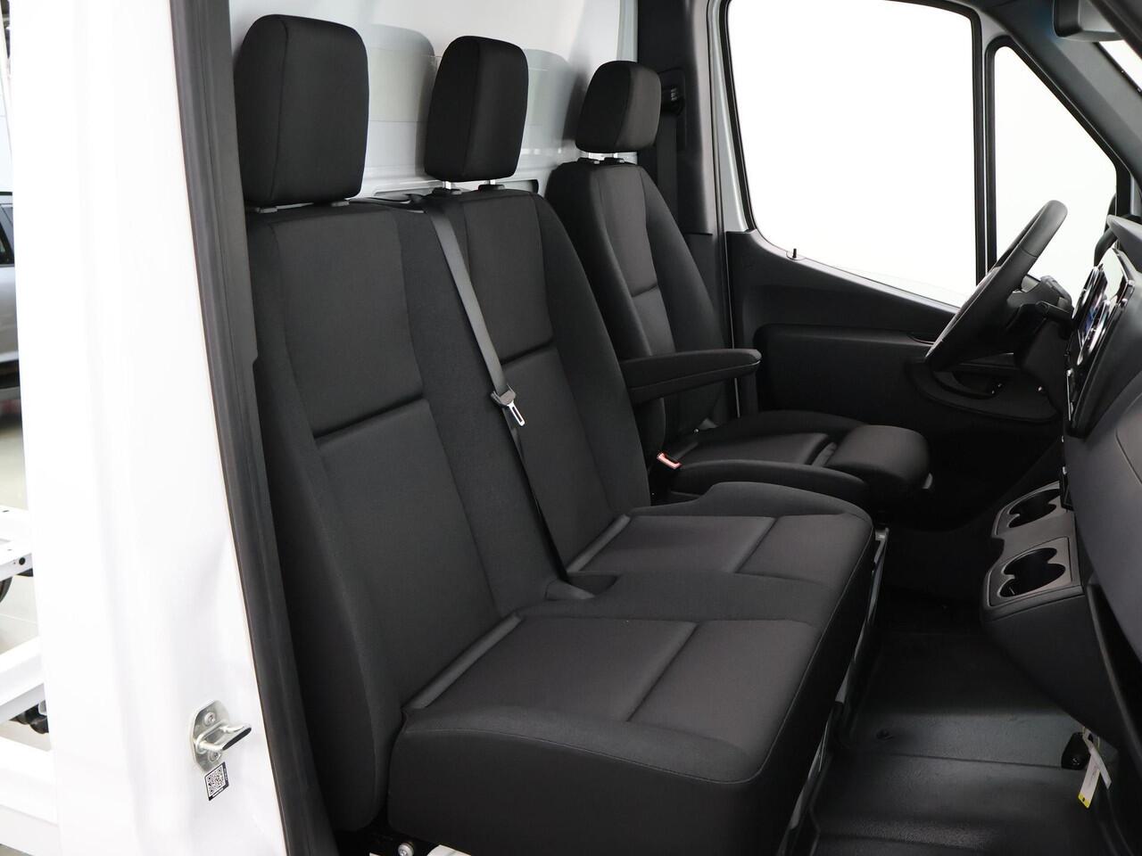 Mercedes-Benz 311 CDI Sprinter Chassis L3 RWD PRO Automaat | BPM VRIJ | BAKWAGEN | Navigatie | Airco | Cruise Control | Dodehoekassistent | Meubelbak |