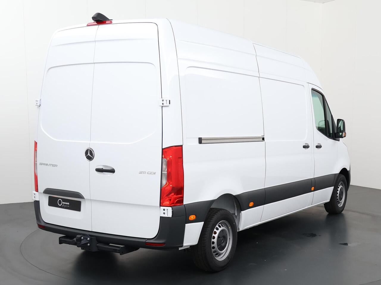 Mercedes-Benz 311 CDI Sprinter 1.9 L2H2 FWD Functional