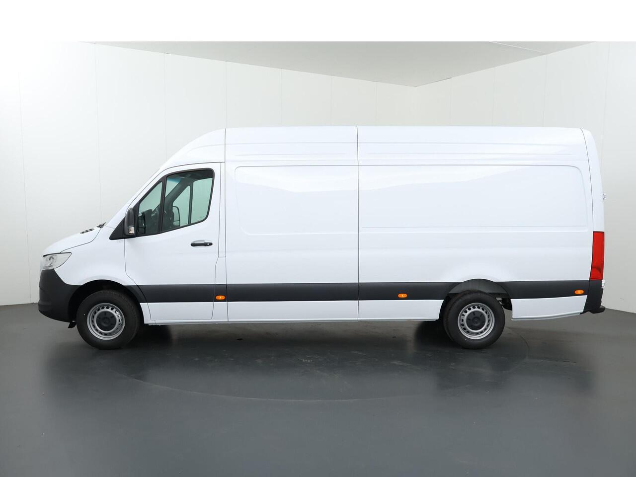 Mercedes-Benz 311 CDI Sprinter | Aut. | L3 H2 | Pro | Achteruitrijcamera | Achterdeuren 270 graden | Cruise Control | Airco | 2-zits | Opstaptrede | Dodehoekassistent | Lane-Assit