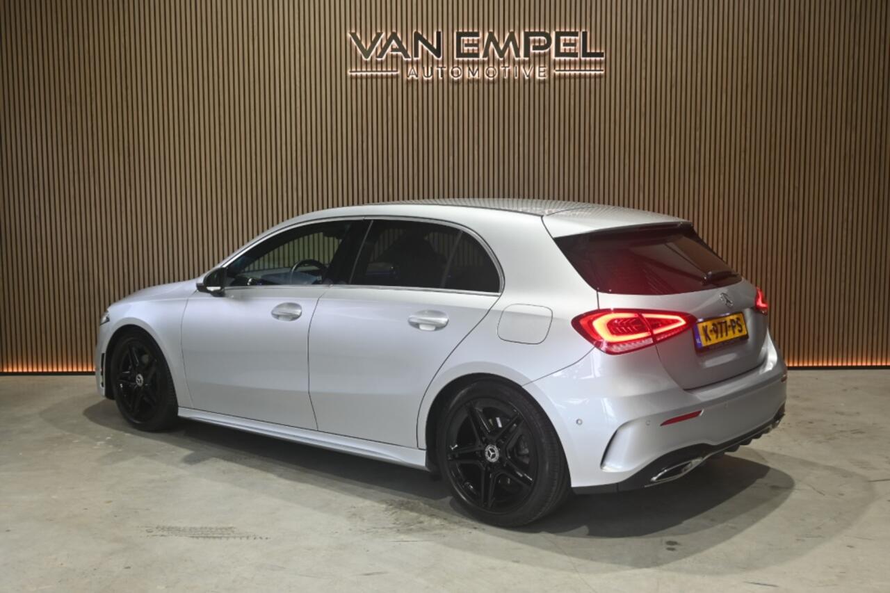 Mercedes-Benz A-KLASSE 200 AMG pakket sfeer verlichting